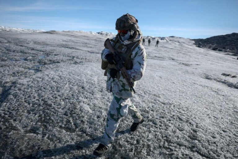 Կրէօնլանտ-Եւրոպացի զինուորական