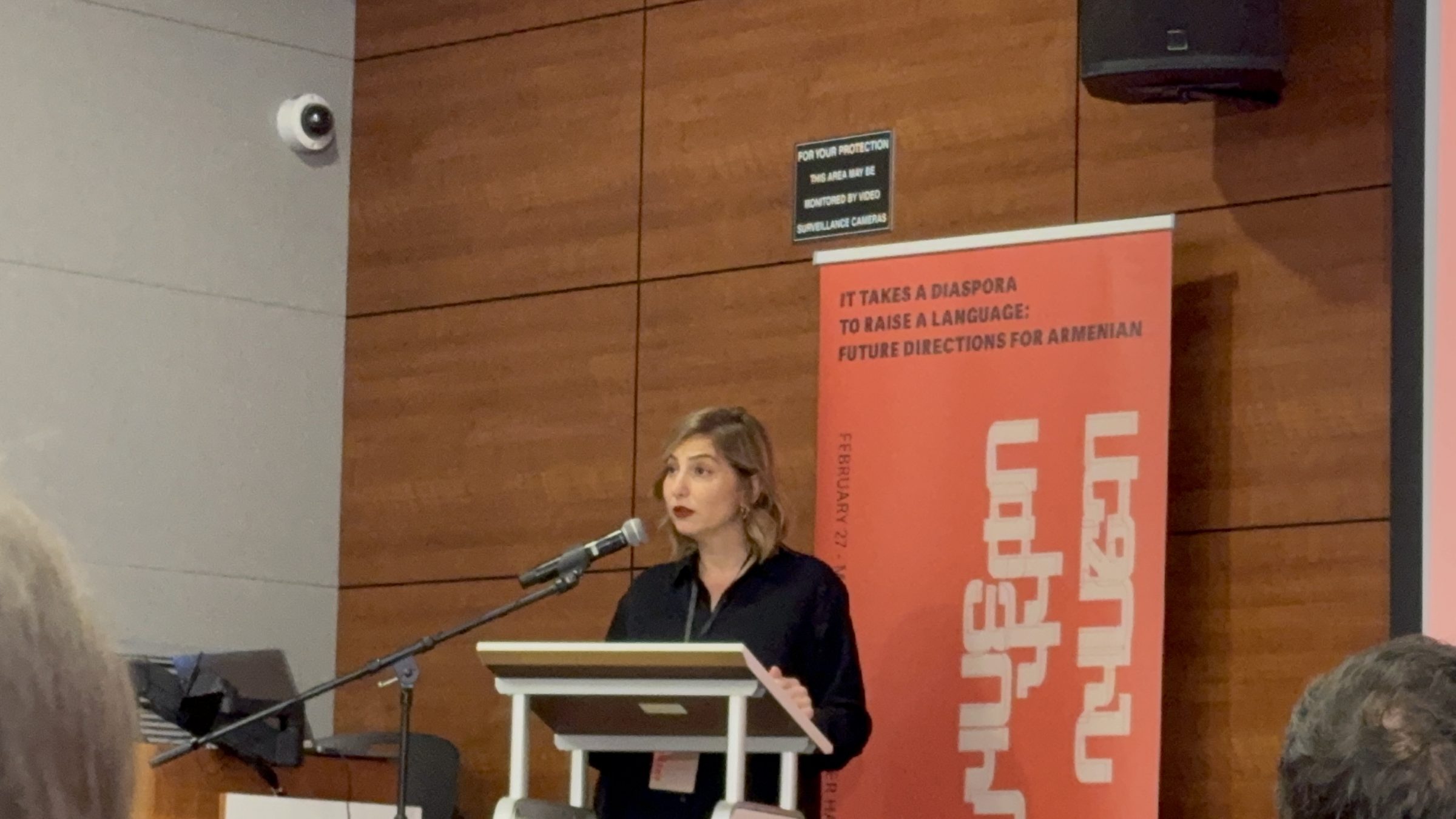 LOS ANGELES – Colloque multidisciplinaire : « La langue à travers la Diaspora : les orientations futures de l'arménien » 3 IMG 8783