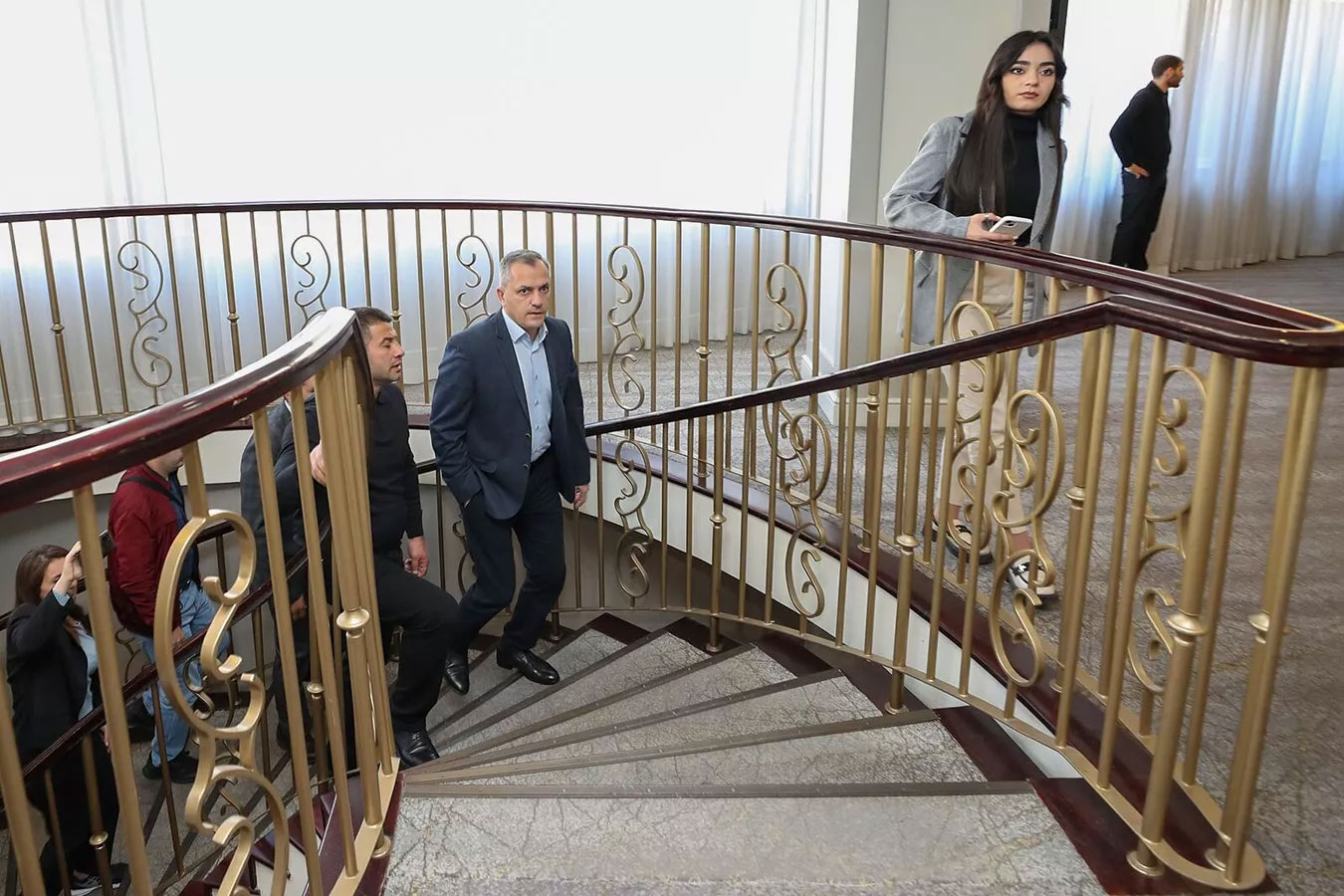 La représentation de la RHK à Erevan transformé en entrepôt alimentaire de la « Fondation Eurasie » 2 5000 536