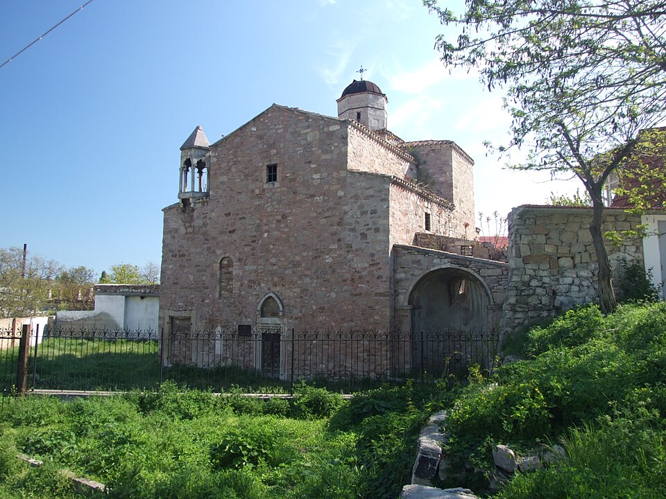 Crimée : Une église arménienne médiévale au bord de l’effondrement 5 655228781 1248491394130296 7850126807453467054 n