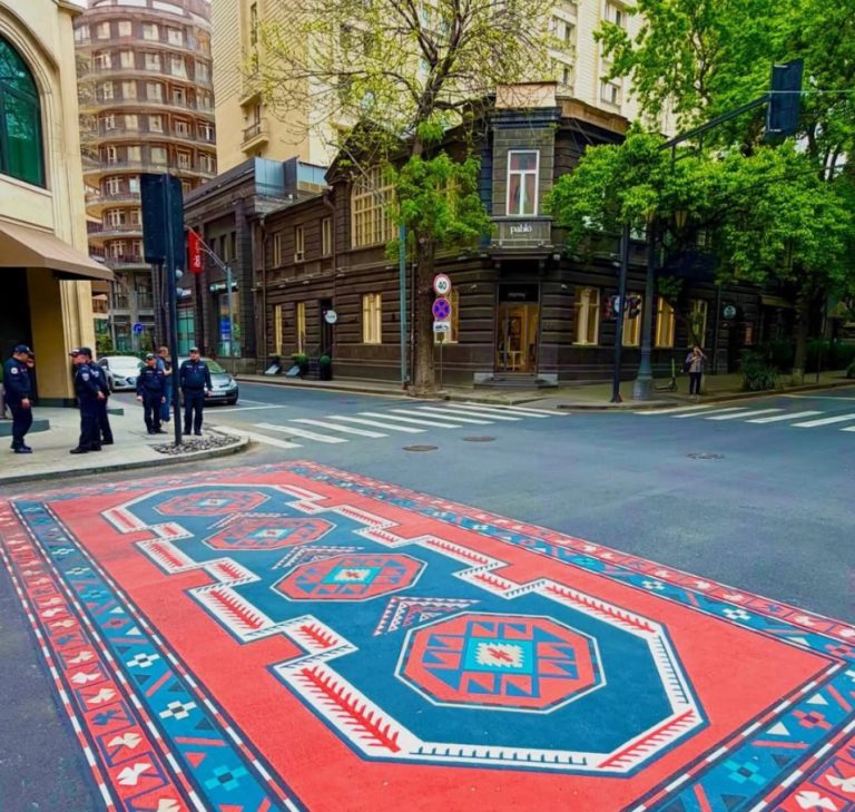 Երեւանի գորգերը