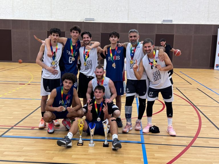 Basket-Հմըմ-ի կազմակերպած մրցաշարքին տղամարդոց յաղթական առաջին երեք խումբերը . Առաջին - US nubar Sénior - երկրորդ՝ US Nubar - junior - երրորդ՝ Miyasin