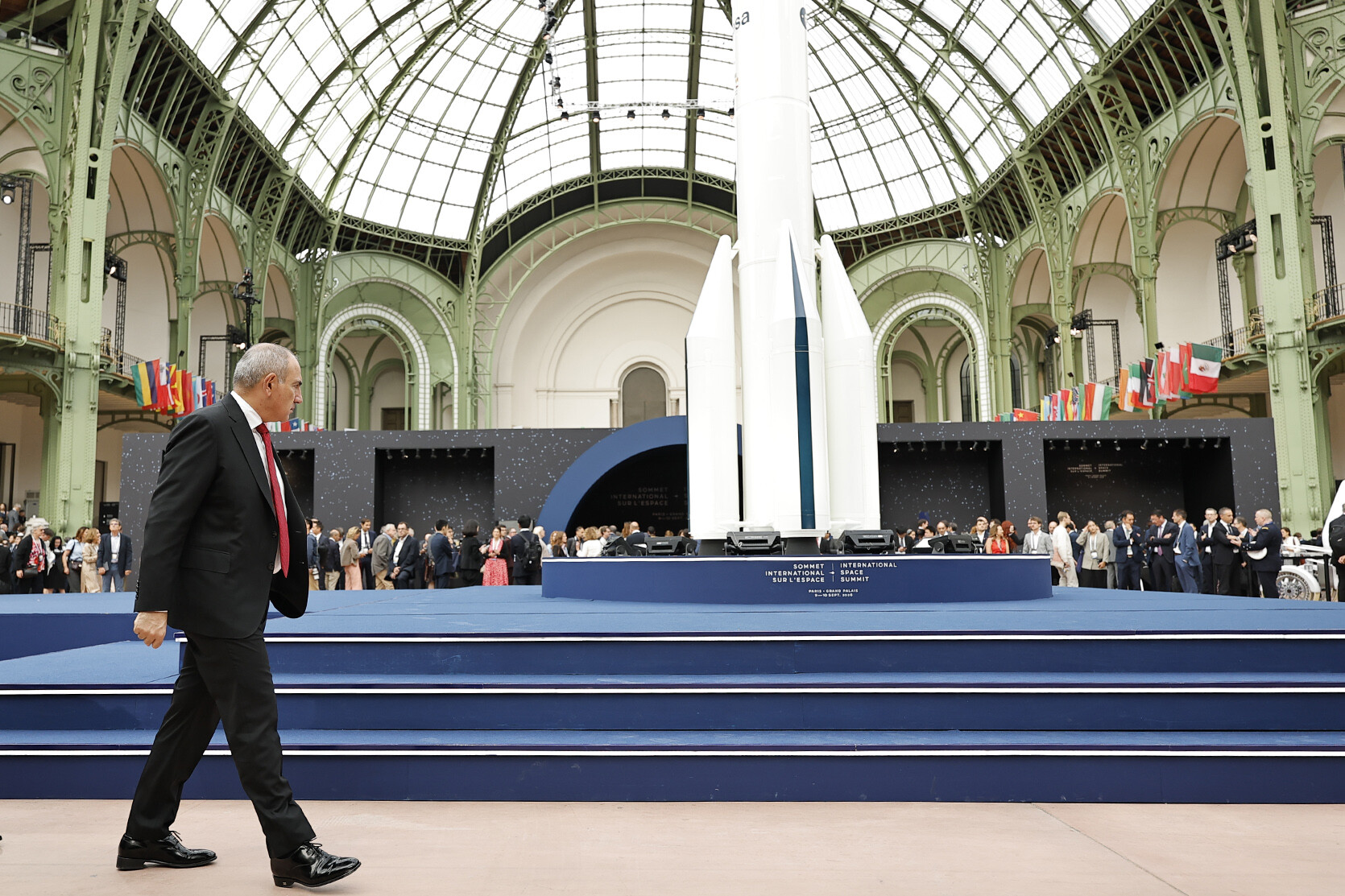 Nikol Pachinian dévoile les ambitions aérospatiales de l’Arménie au Sommet spatial à Paris 3