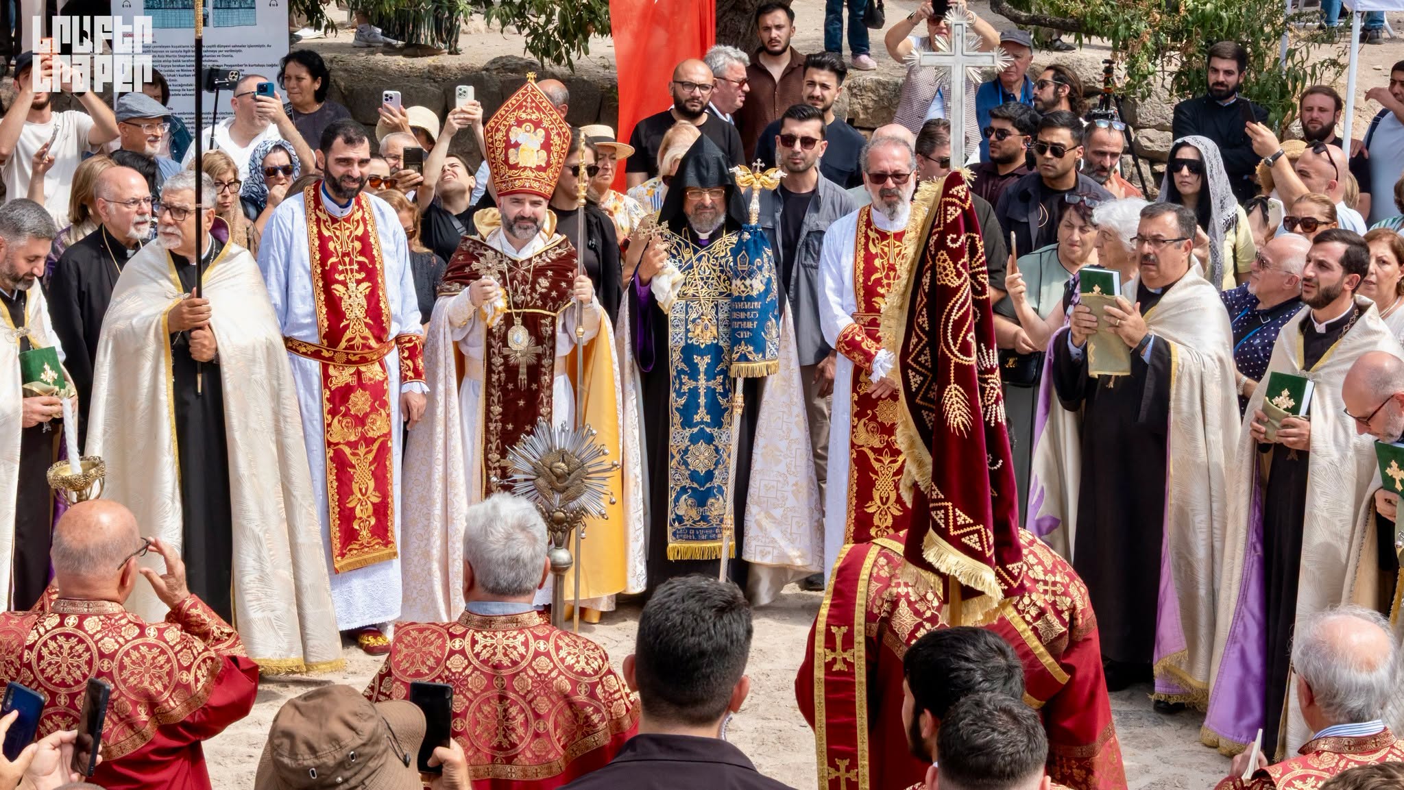 Pèlerinage et Sainte Messe en l'église Sainte-Croix d'Akhtamar 7 Ախթամար 2