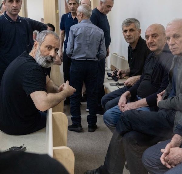 Հայ գերիներ