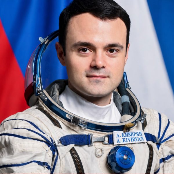 Յարութիւն Քիվիկեան