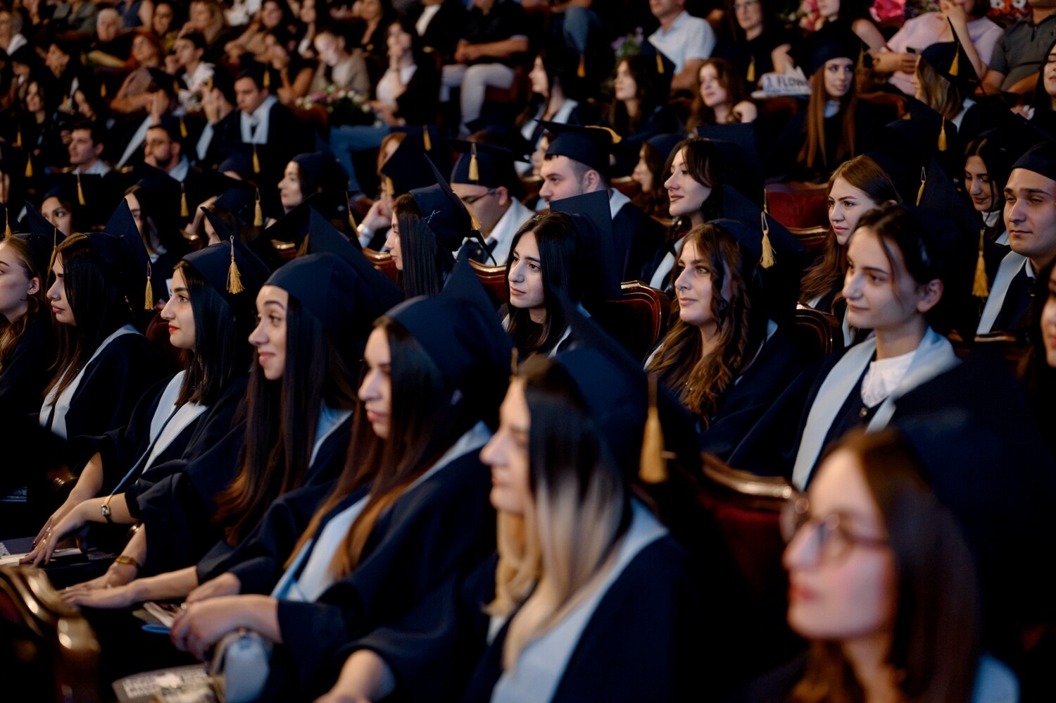 Ֆրանսական համալսարանի շուրջ 500 շրջանաւարտներ ստացած են իրենց վկայականները 2
