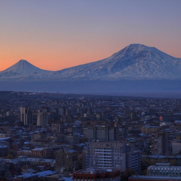 Երեւան-Մասիս