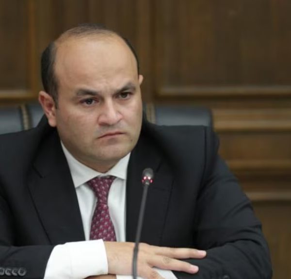ՀՀ դեսւապ-ԱՄՆ