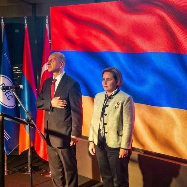Պոլիս-35-ամեակ-5dae-47bb-e7d2-08df13a87301_w1597_n_r1_s_s