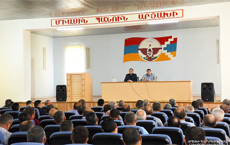Յարութիւնեան-3