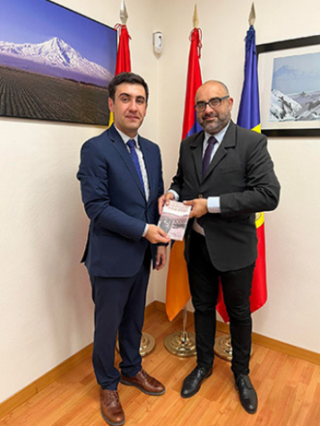 Սպանիա-Ցեղասպանութեան մասին գիրք