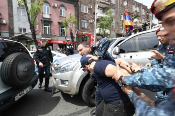 Ոստիկանական բռնութիւն